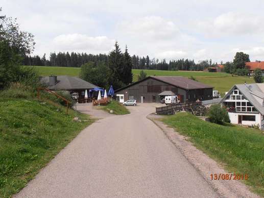 Einem Ort wurde ein Foto hinzugefügt