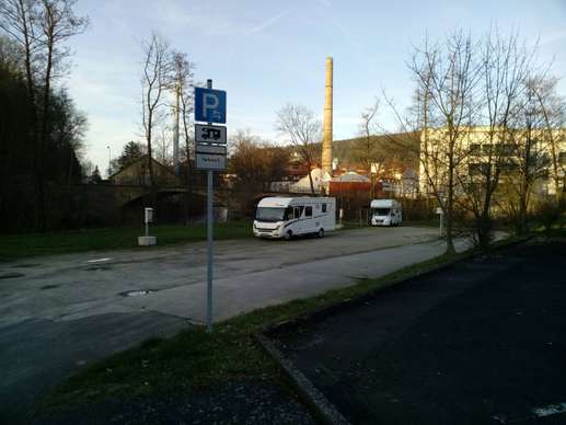 Einem Ort wurde ein Foto hinzugefügt