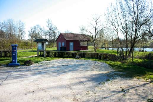 Added a photo to a location