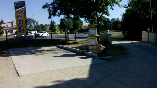 Added a photo to a location