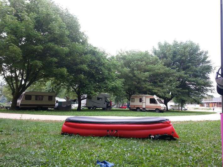 Camping + Halte Nautique