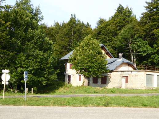 Added a photo to a location