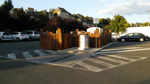 Added a photo to a location