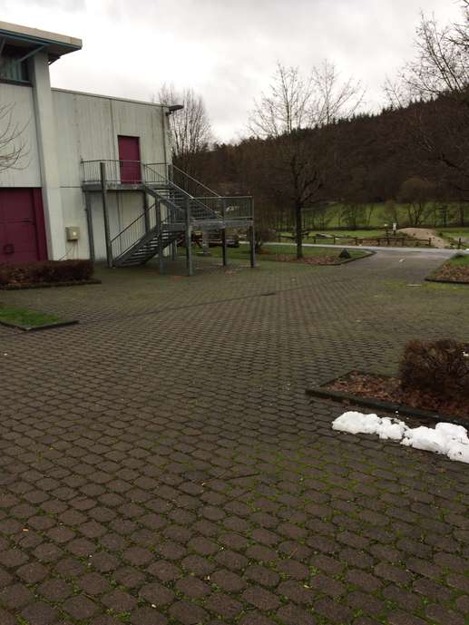 Einem Ort wurde ein Foto hinzugefügt