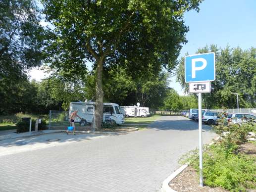 Einem Ort wurde ein Foto hinzugefügt