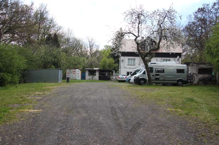 Camperplaats V Korab / A Meinelt