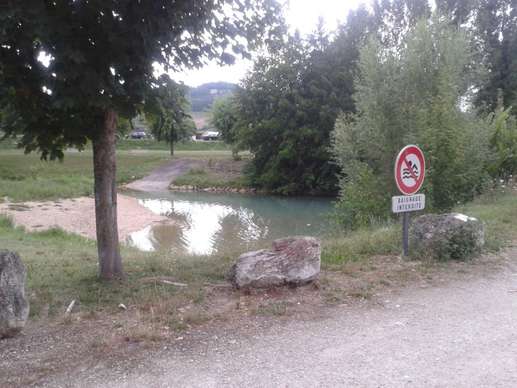 Added a photo to a location