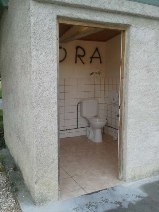 Added a photo to a location