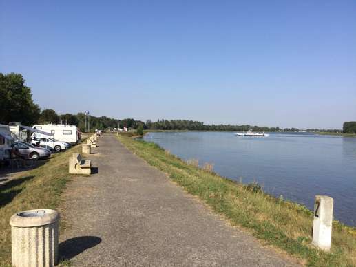 Een foto toegevoegd aan een locatie