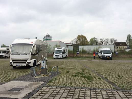 Einem Ort wurde ein Foto hinzugefügt