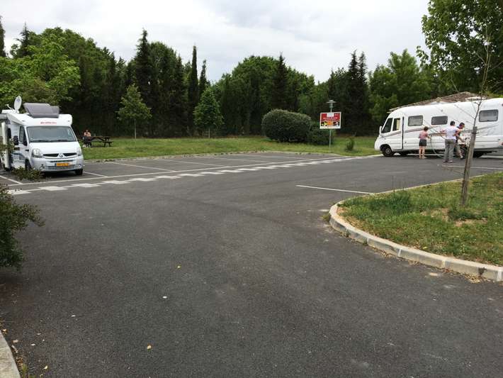 Aire de Camping-Car de Ferchaud