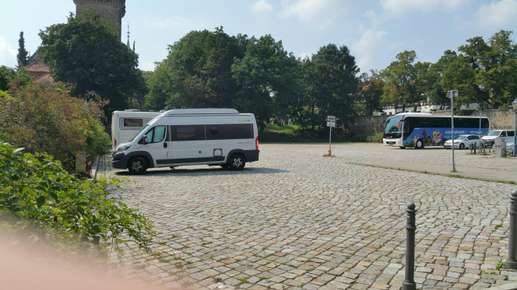 Einem Ort wurde ein Foto hinzugefügt