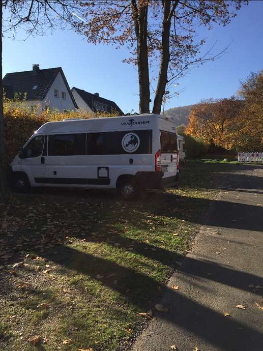 Einem Ort wurde ein Foto hinzugefügt