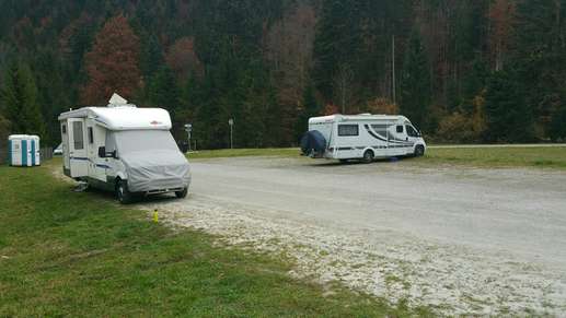 Einem Ort wurde ein Foto hinzugefügt