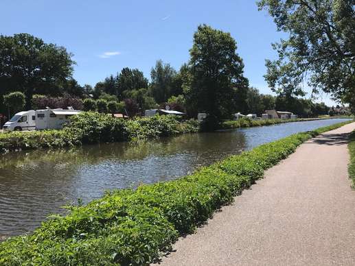 Added a photo to a location