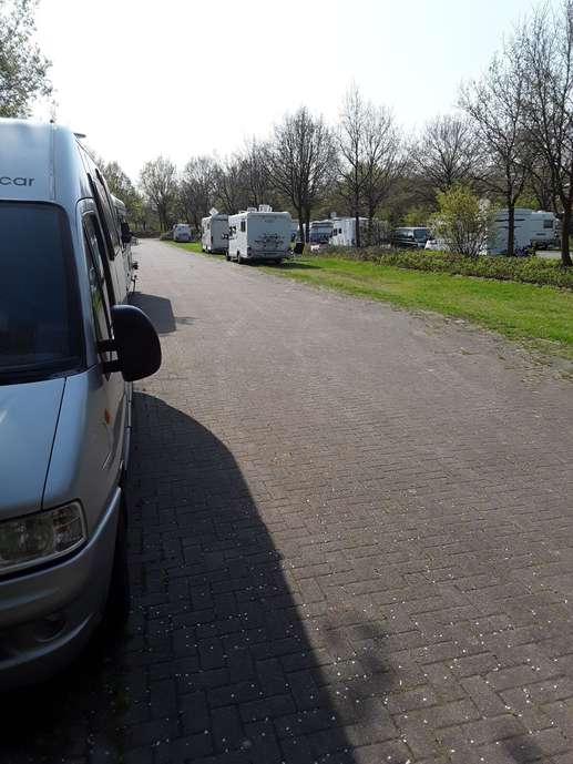 Einem Ort wurde ein Foto hinzugefügt