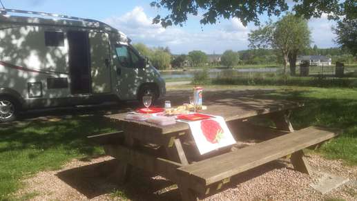 Een foto toegevoegd aan een locatie