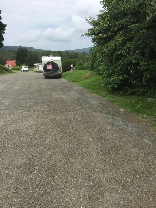 Einem Ort wurde ein Foto hinzugefügt