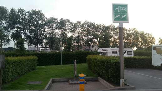 Een foto toegevoegd aan een locatie