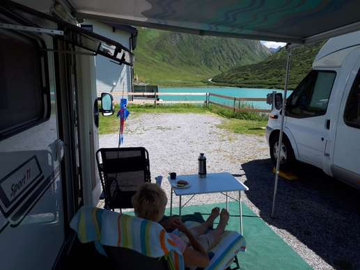 Een foto toegevoegd aan een locatie