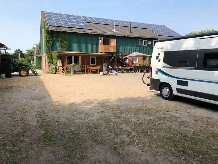 Hoppelino Heuherberge am Sachsenwald