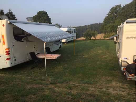 Einem Ort wurde ein Foto hinzugefügt