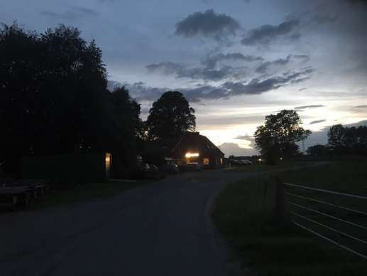 Einem Ort wurde ein Foto hinzugefügt