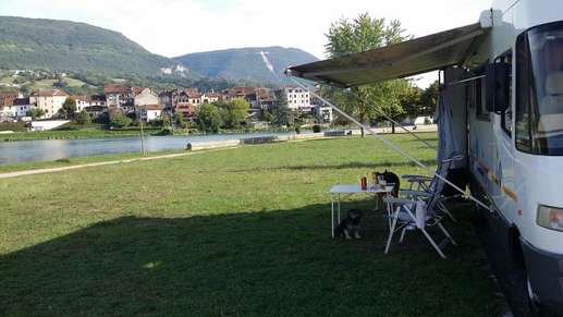 Added a photo to a location