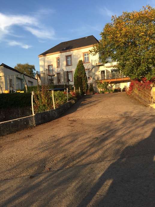 Einem Ort wurde ein Foto hinzugefügt
