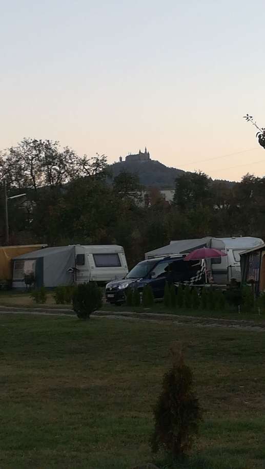 Einem Ort wurde ein Foto hinzugefügt