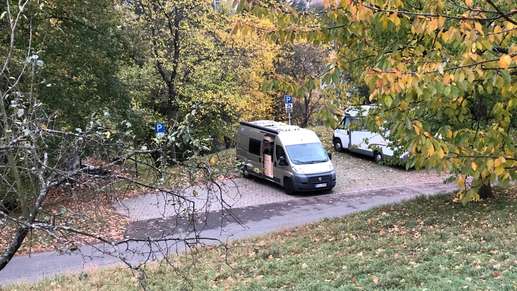 Einem Ort wurde ein Foto hinzugefügt