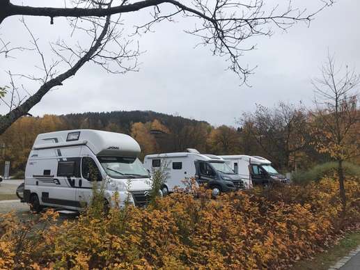 Einem Ort wurde ein Foto hinzugefügt