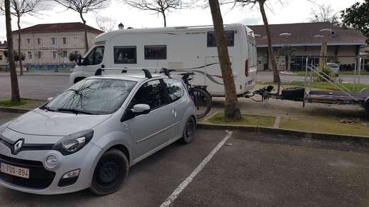 Einem Ort wurde ein Foto hinzugefügt