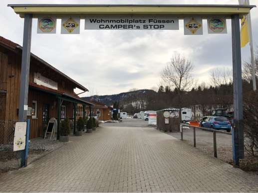 Einem Ort wurde ein Foto hinzugefügt