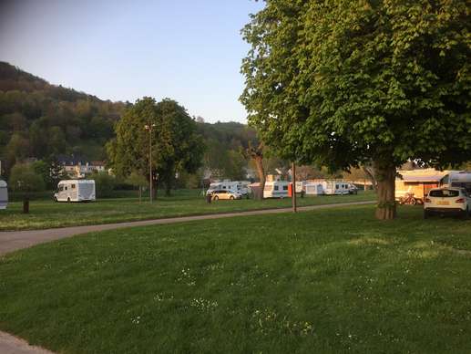 Einem Ort wurde ein Foto hinzugefügt