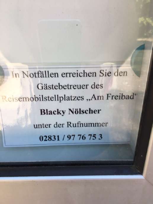 Einem Ort wurde ein Foto hinzugefügt