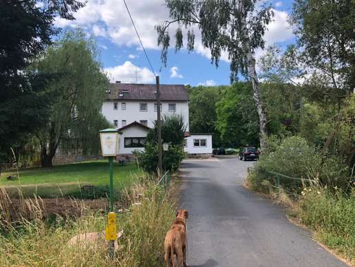 Einem Ort wurde ein Foto hinzugefügt