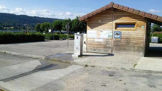 Added a photo to a location