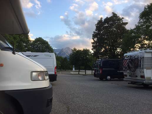 Einem Ort wurde ein Foto hinzugefügt