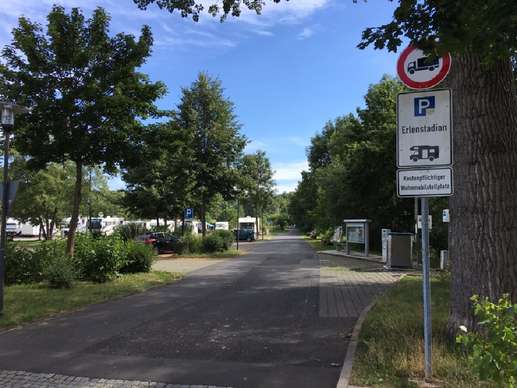 Einem Ort wurde ein Foto hinzugefügt