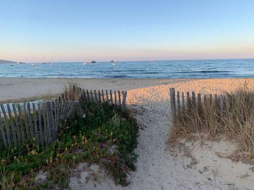 Added a photo to a location