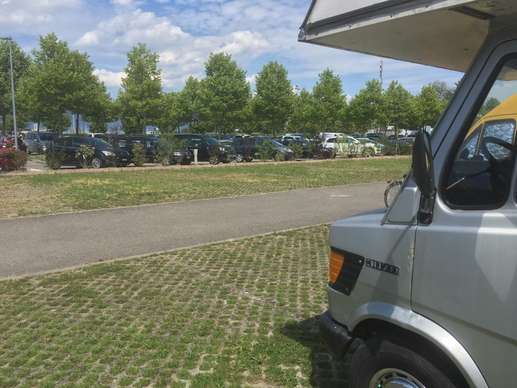 Einem Ort wurde ein Foto hinzugefügt