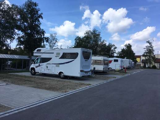 Einem Ort wurde ein Foto hinzugefügt