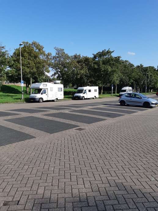 Einem Ort wurde ein Foto hinzugefügt