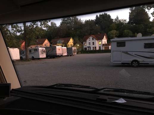 Einem Ort wurde ein Foto hinzugefügt