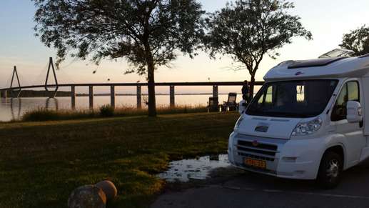 Een foto toegevoegd aan een locatie
