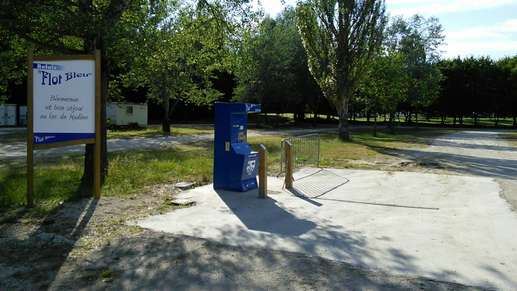Added a photo to a location