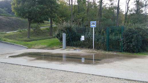 Added a photo to a location