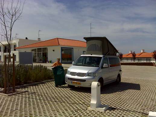 Einem Ort wurde ein Foto hinzugefügt
