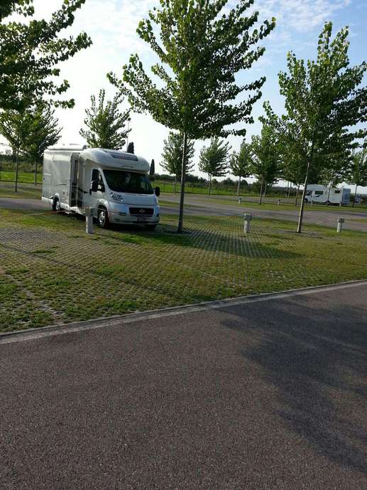 Een foto toegevoegd aan een locatie